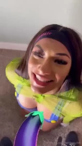 Hi babies i ll be live tonight witu you guys 6 pm pst 9 est come join