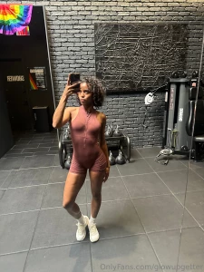 Do you want to see my work out routine today i focused on and while it part 1