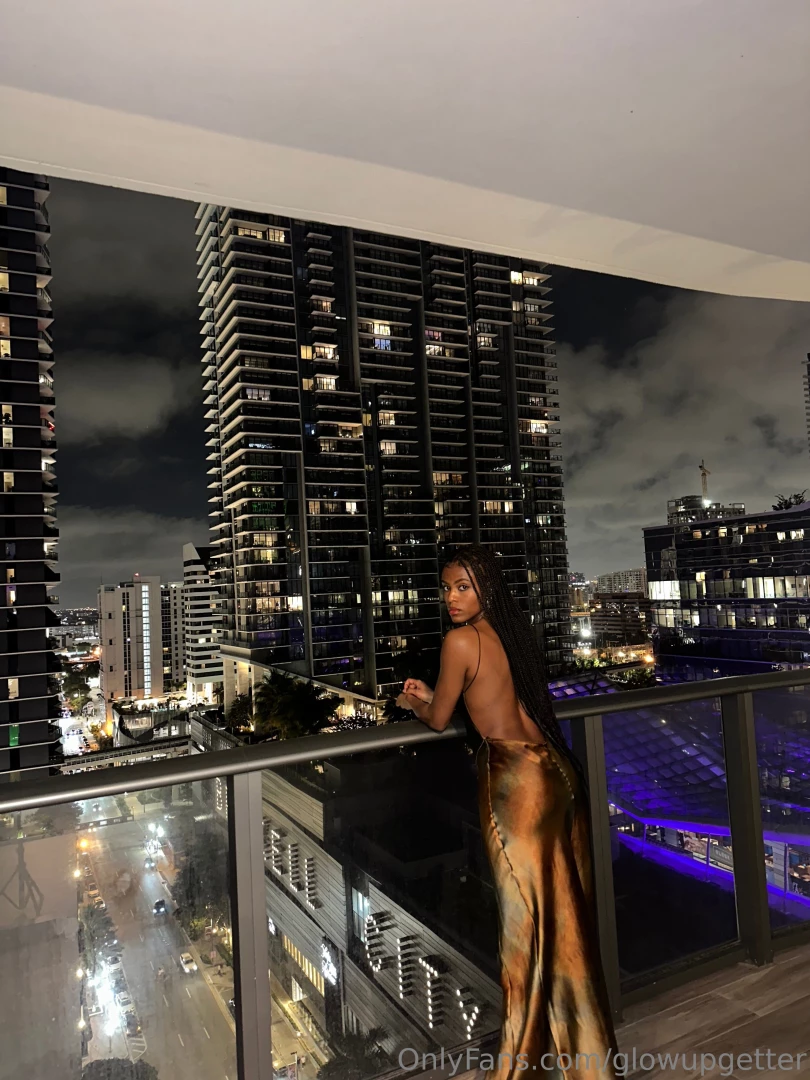 Dinner at 8 don t be late 