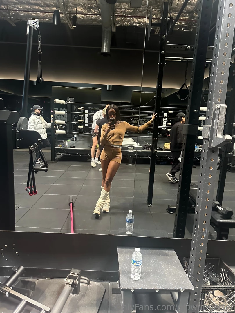 Gym girly in full effect 