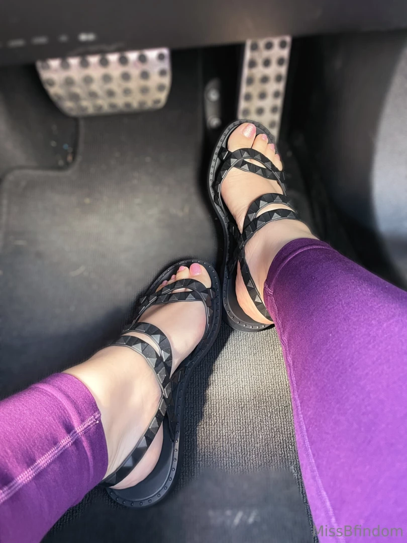 Clean my car with your mouth 