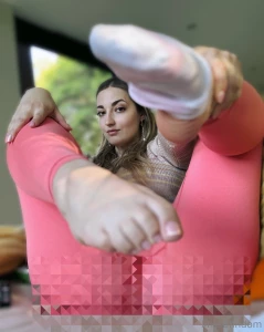 Blurry socks and feet are already way too much for you beta thank me