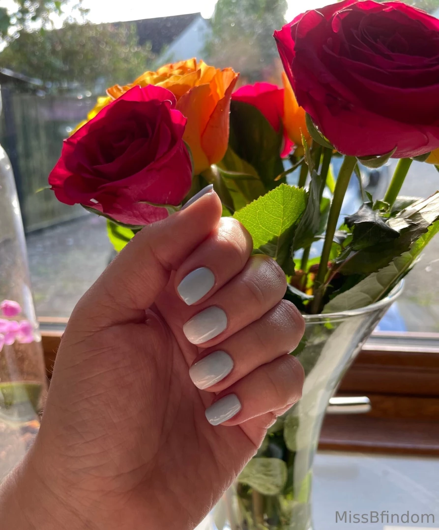 New nails how do we like 