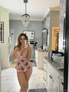 Sweet like strawberries part 3