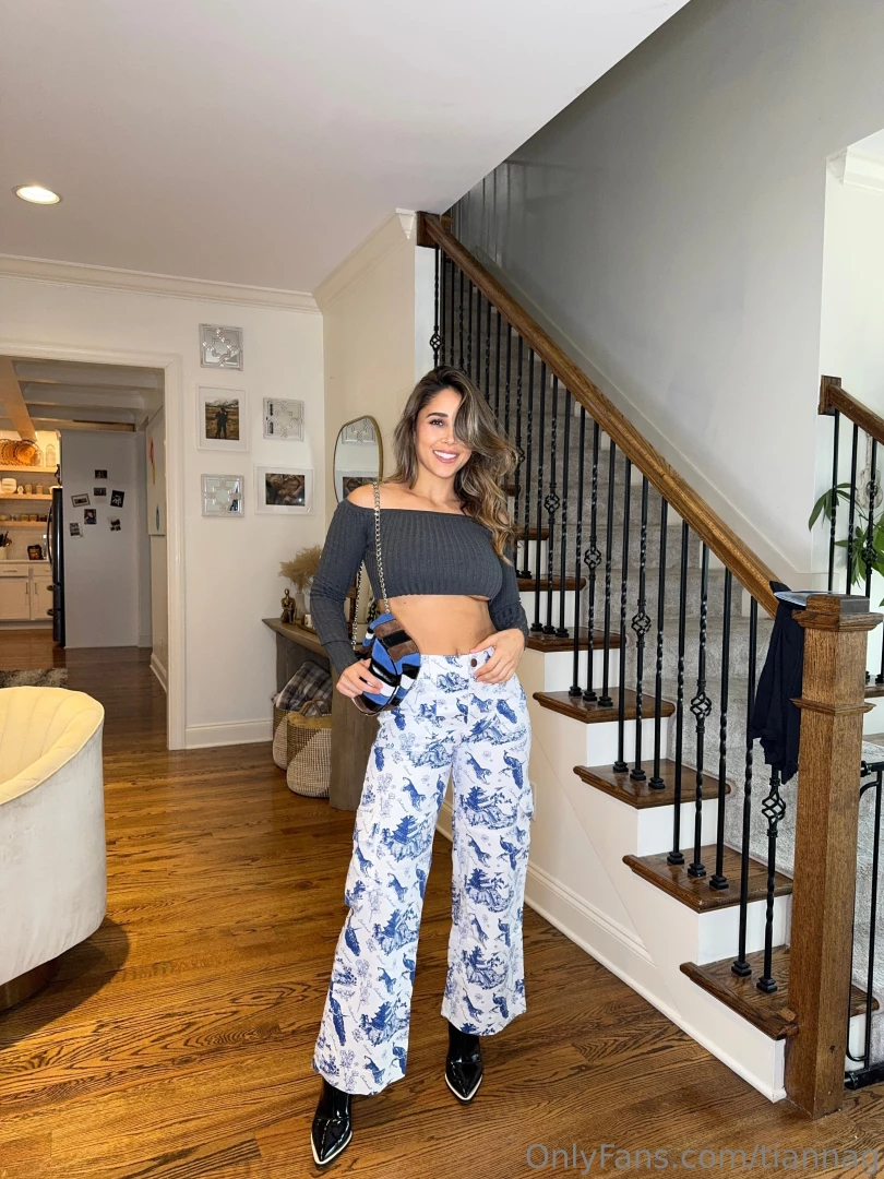 Flirting with the camera like it s the love of my life 