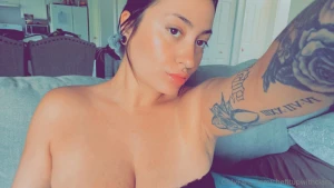 Beautiful day send me a dm let s chat