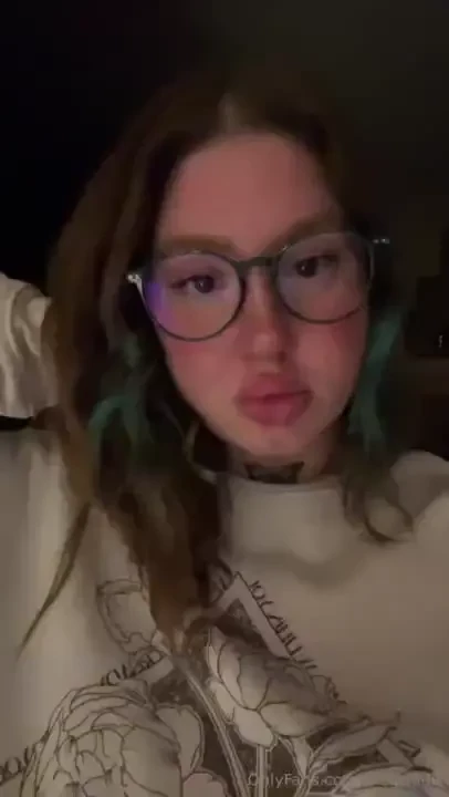 I would love if you kept me company come chat 