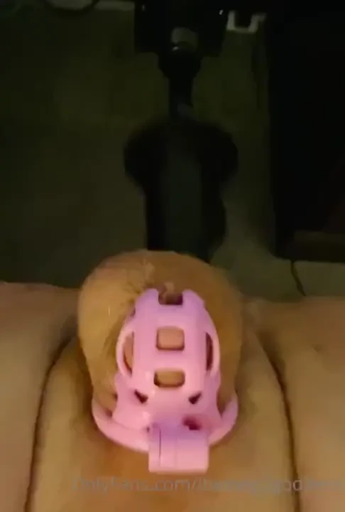 Today marks 5 full months in chastity enjoy 