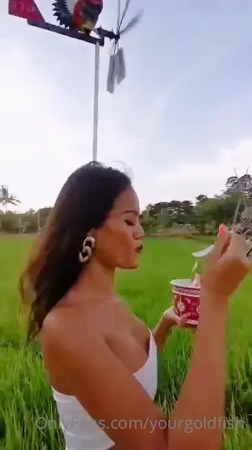 Do you like my dress my body 