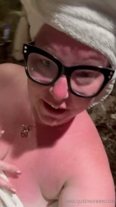 Help me rub aloe in my sun kissed curves