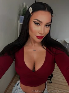 N co mi tam trochu p ek