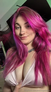 I want you to write me a love note with your tongue between my legs