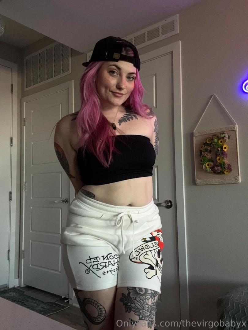 Comment your favorite place to be kissed 