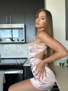 What would you do if you found me waiting for you at home like this