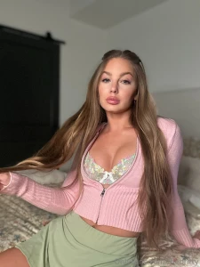 Sun s out confidence up wanna see what i m working with