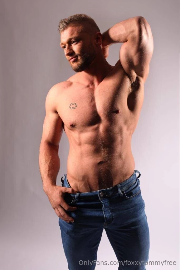 Turn around and bend over daddy s here onlyfans com foxxytommy 