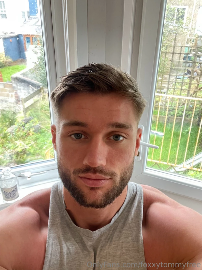 Follow me so i can go live for you https www tiktok com foxxytommy _t 