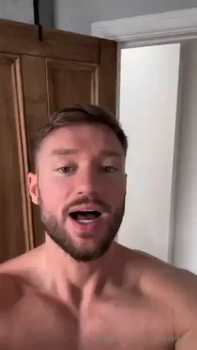 Selling a bundle of the sauciest content i made look at my teeth omg 