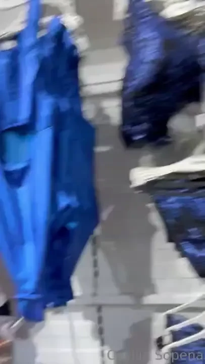 Uff qu cosas tan bonitas hay aqu mi talla es la s y 90b aunque de 