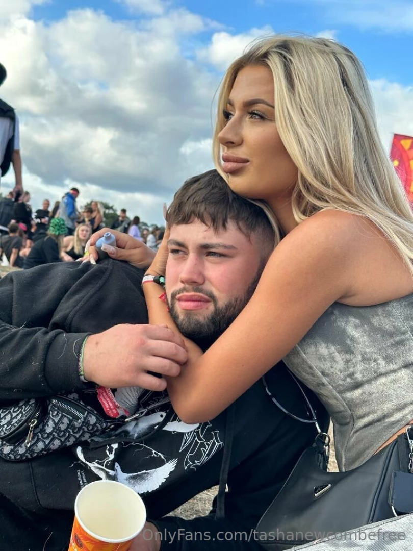 I just love talking to new people and getting to know them x talk to 