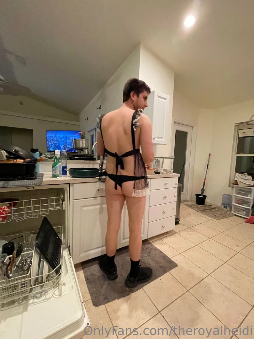 When you have a hot stud and a sexy house wife for a boyfriend best of part 1 