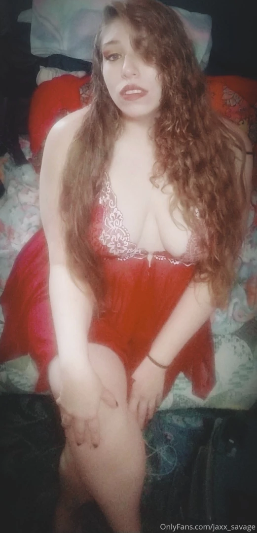 Sexy in red 7 pictures and one 5 minute video guaranteed to change part 6 