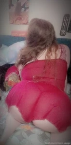 Sexy in red 7 pictures and one 5 minute video guaranteed to change part 1