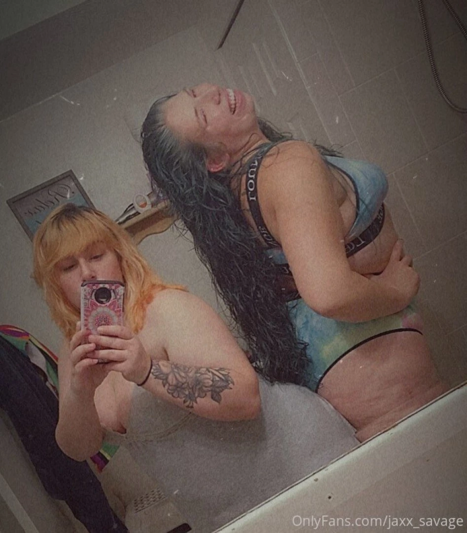 Girls slumber party message for requests 