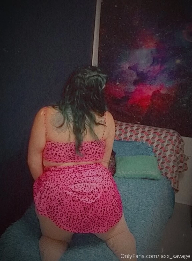 Pretty in pink blurry and blue part 5 