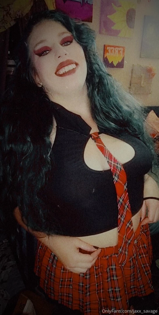 Did someone say school girl 