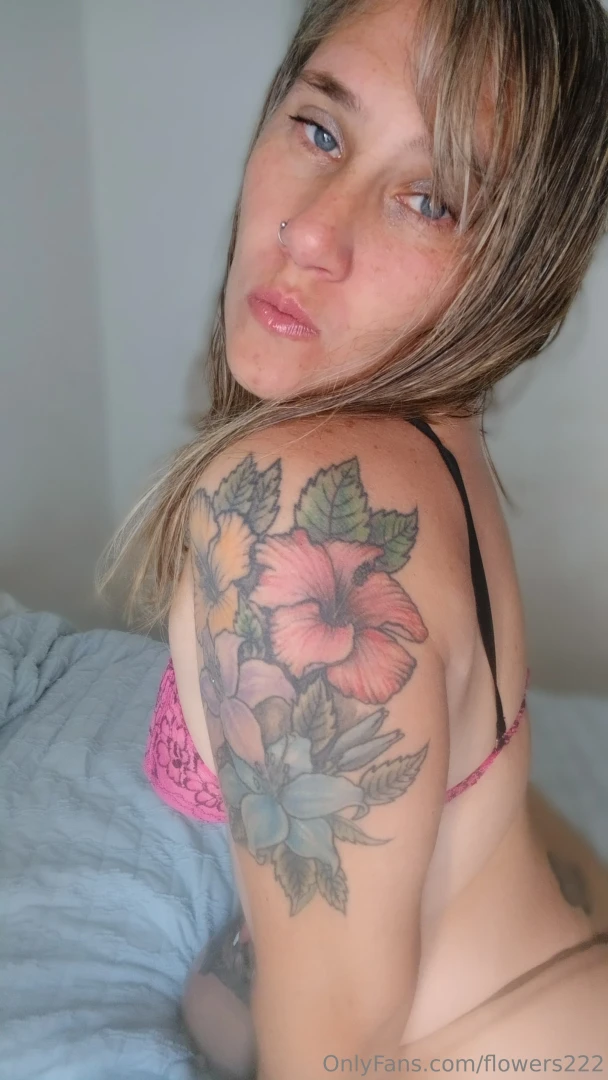 Love how did you start the week i am waiting to play with you 