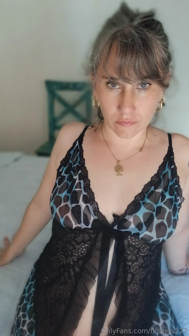 Happy friday love today i would love to play with you 