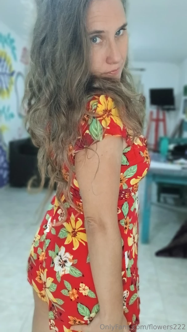 Hello honey i ll wait for you to play for a little while write me 