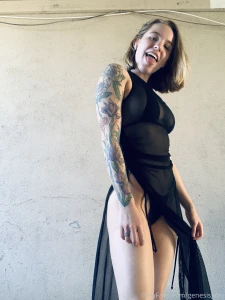 Black on black shein coming in clutch with this little set maybe i