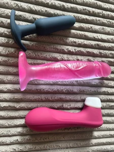 Feeling hot and restless scroll down and let me help you blow off some part 1