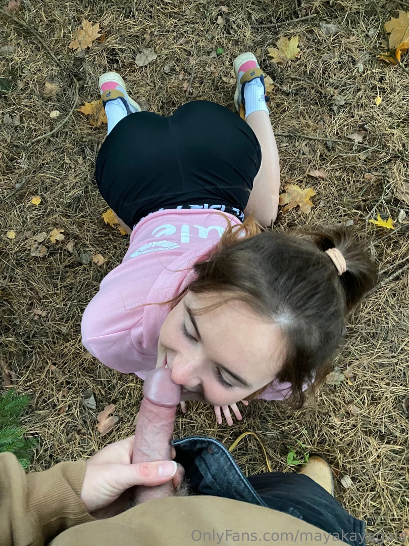 My ass looks so peachy in these i bet i got you so hard send me pics i 