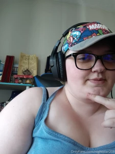 Been obsessed with ow again so that s what i m streaming