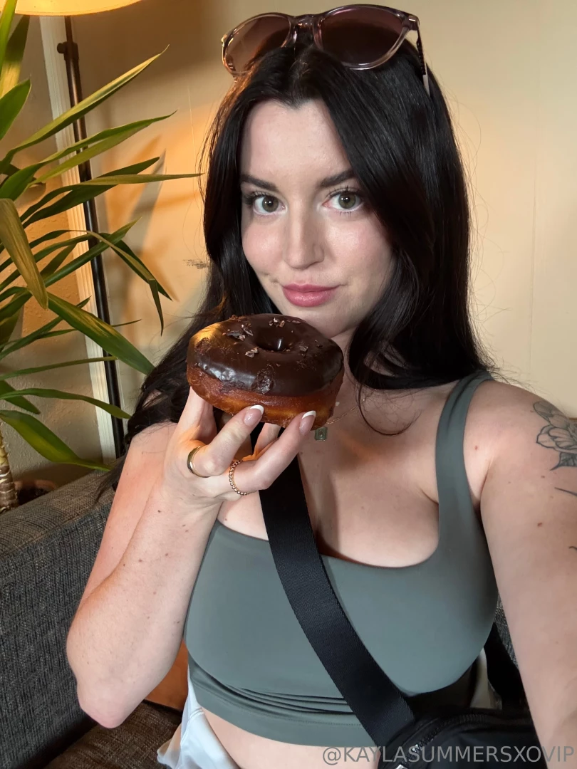 I think this was one of the best donuts i ve ever tried tbh 