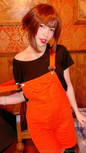 Megumin backstages check your dms