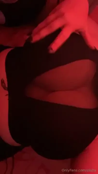 To by me zajimalo od ceho jsem mela tak spinave plavky hh 