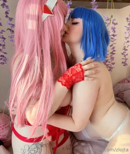 M j prvn collab s n dhernou sakiju chan m te se na co t it