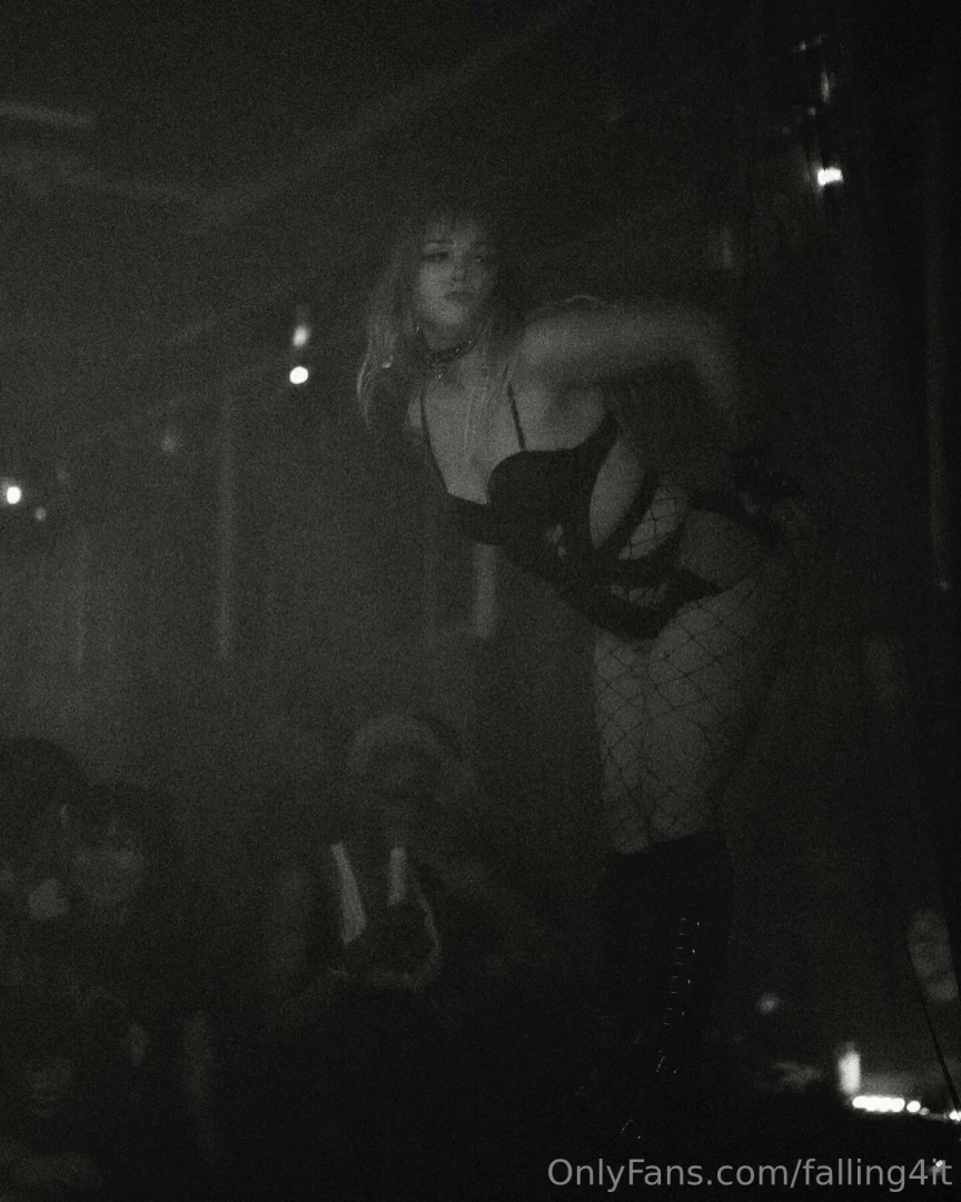 I like my music hard fast amp dirty part 1 