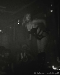 I like my music hard fast amp dirty part 1