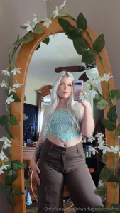 I m going shopping rn it s safe to say i ll be spending 150 start