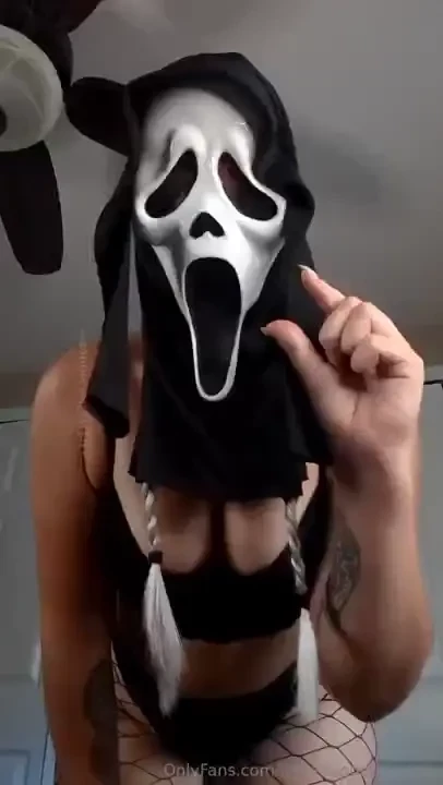 Tiny amp useless just like i thought 