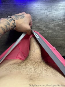 Like this if you d let me send you pics like this