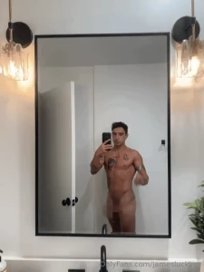 I gotta learn to long the door homie got way more of an eyeful that he