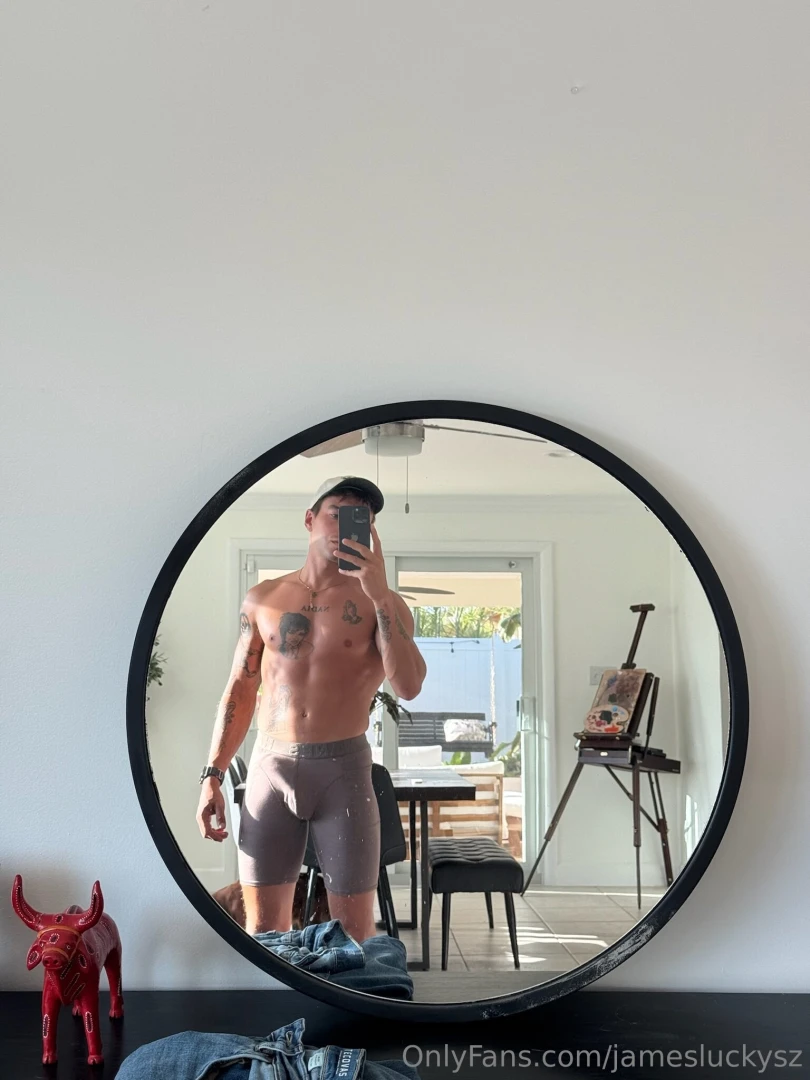 Florida mornings hit so different 