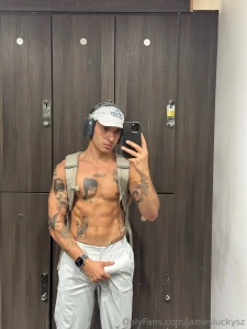 It s begging for your grip