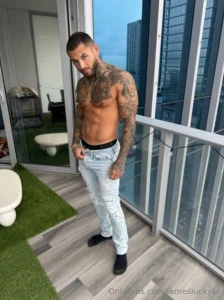 Well the secrets out- my homie taddydaddy just told me about his of